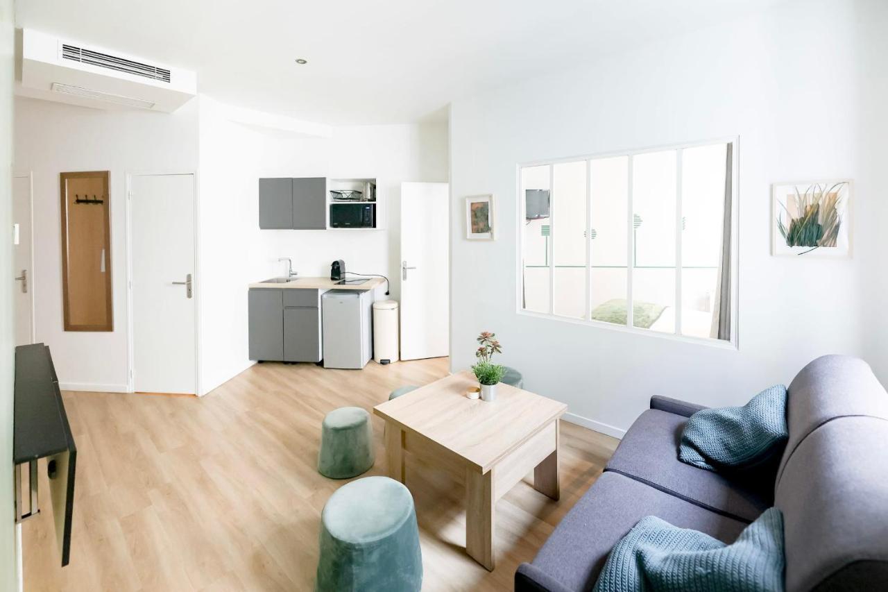 Green Apartment Near Montmartre And Opera 巴黎 外观 照片