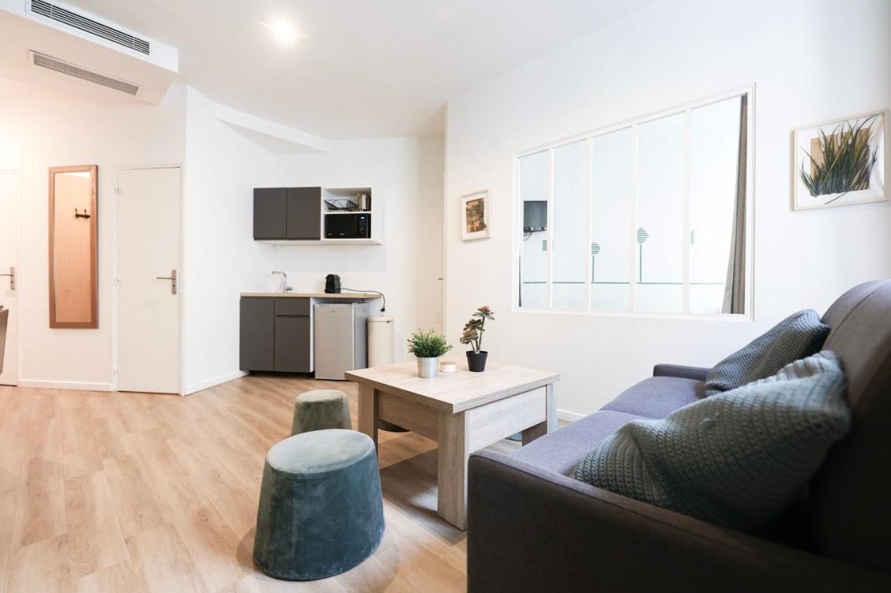 Green Apartment Near Montmartre And Opera 巴黎 外观 照片